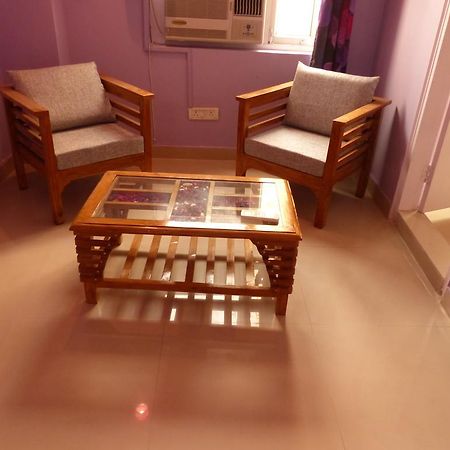 Mykonos Guest House And Spa 뉴델리 외부 사진