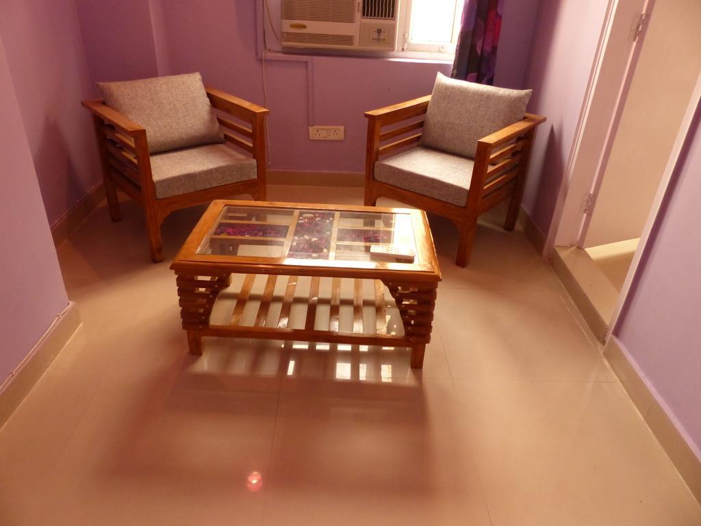 Mykonos Guest House And Spa 뉴델리 외부 사진
